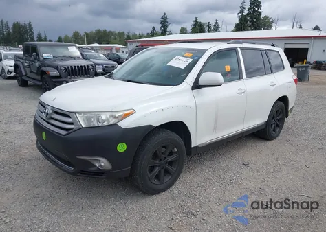 2013 Toyota Highlander Base Plus V6 z USA, uszkodzony, nr VIN 5TDBK3EH0DS274496